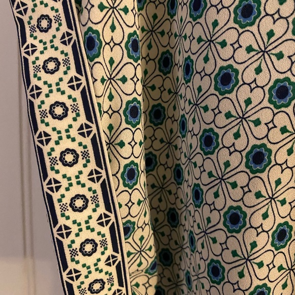 Max Studio shortsleeved wrap blouse lovely print - Picture 3 of 6